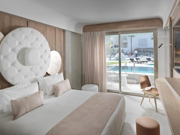 Nautilux Rethymno by Mage Hotels : photo 2 de la chambre suite junior avec piscine privée - vue sur piscine