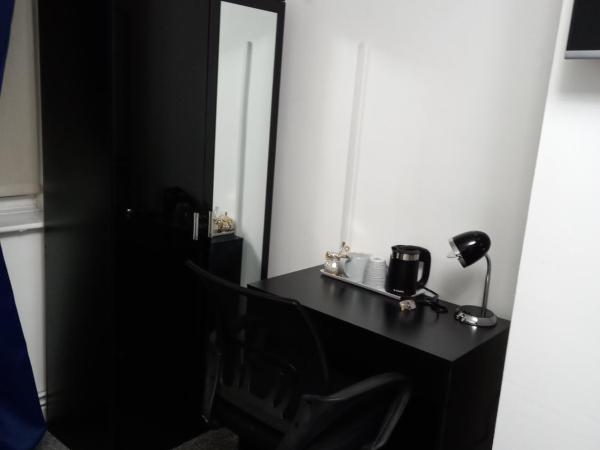 Cozzy Accommodation : photo 4 de la chambre chambre double