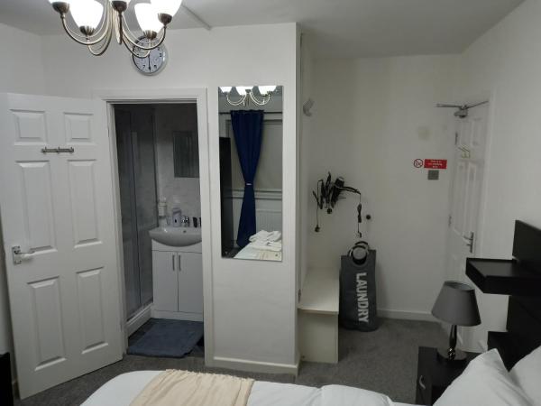 Cozzy Accommodation : photo 5 de la chambre chambre double