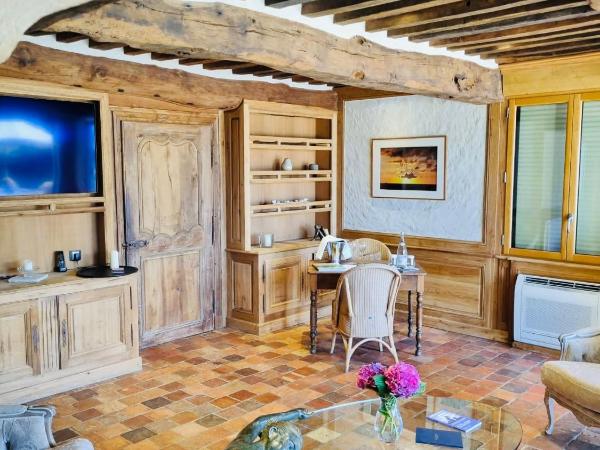 Le Manoir des Impressionnistes - Bord de Mer : photo 5 de la chambre villa avec piscine privée