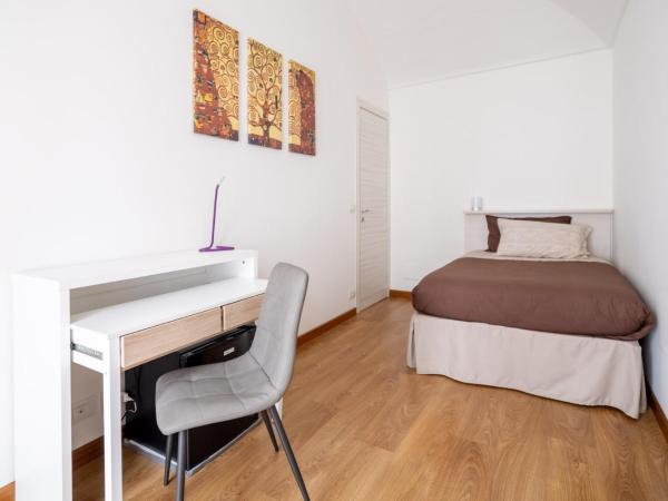 TO.STA BwithoutB HOME SHARING NEL CENTRO DI TORINO : photo 6 de la chambre chambre simple