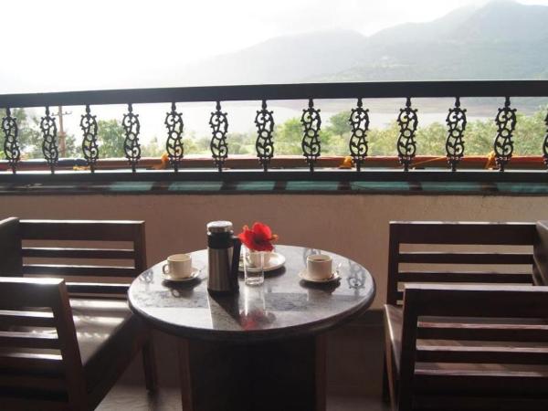 The Green Gate Resort Mulshi : photo 4 de la chambre prajot villa super deluxe - no stags allowed