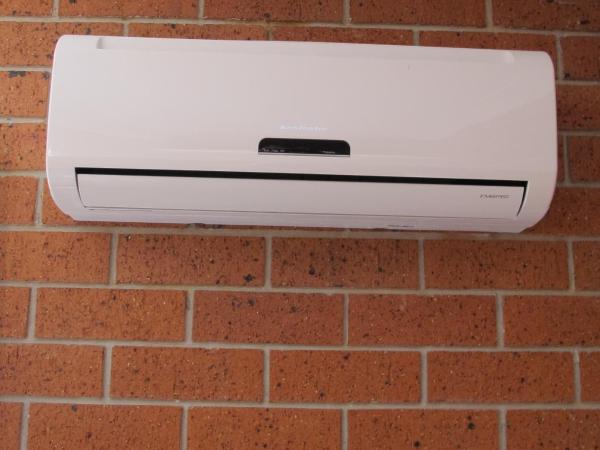 Greenslopes Motor Inn : photo 1 de la chambre chambre lit queen-size