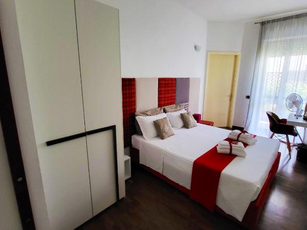 Attico Barocco : photo 1 de la chambre chambre double ou lits jumeaux avec balcon
