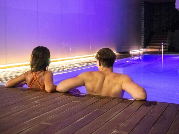 Hotel Plaza : photo 8 de la chambre chambre double ou lits jumeaux avec accès spa