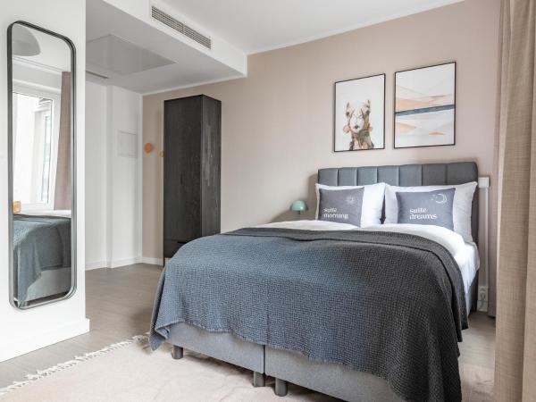 limehome Berlin Luise Henriette Str - Digital Access : photo 3 de la chambre suite simple