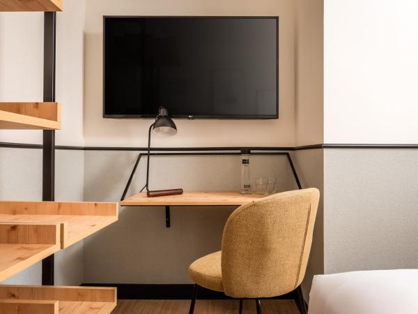 BYPILLOW Irala : photo 3 de la chambre chambre lits jumeaux