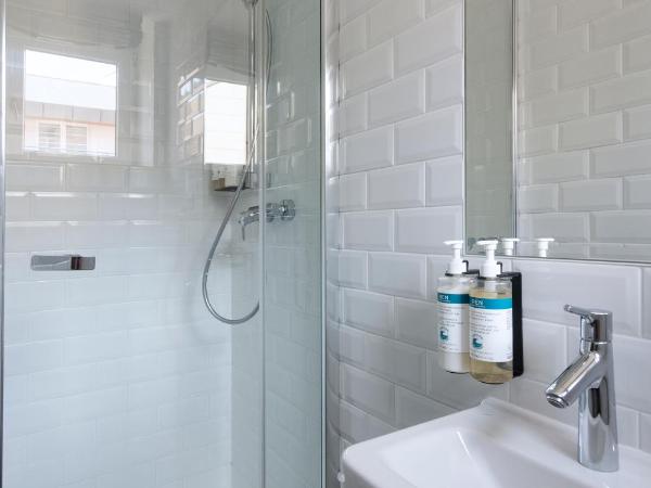 numa l Root Rooms & Apartments : photo 8 de la chambre chambre double