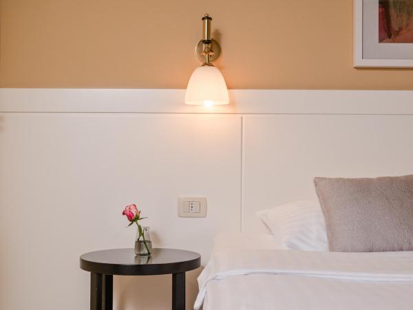 Hotel Laurus - Liburnia : photo 3 de la chambre chambre double ou lits jumeaux supérieure - vue sur mer