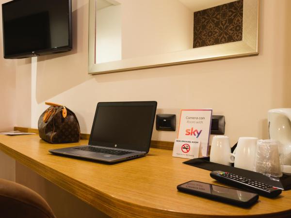 Hotel Cosmopolitan Bologna : photo 3 de la chambre chambre simple standard