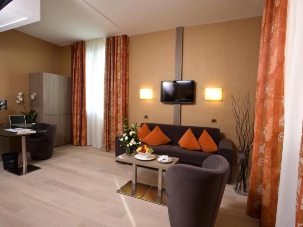Hotel Cosmopolitan Bologna : photo 2 de la chambre suite junior