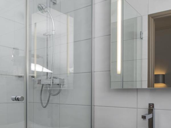 Hôtel Couvent du Franciscain Centre ville : photo 10 de la chambre chambre double