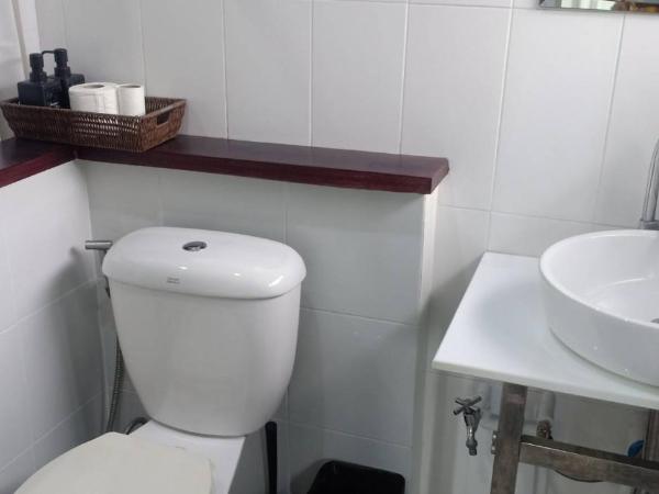 Sriyanar Place : photo 6 de la chambre chambre familiale deluxe