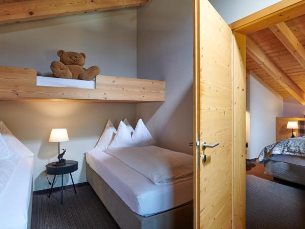 Aspen Alpine Lifestyle Hotel : photo 3 de la chambre chambre familiale 5 personnes