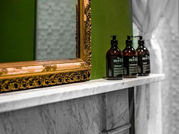 The Corinda Collection : photo 10 de la chambre chambre lit queen-size - vue sur jardin