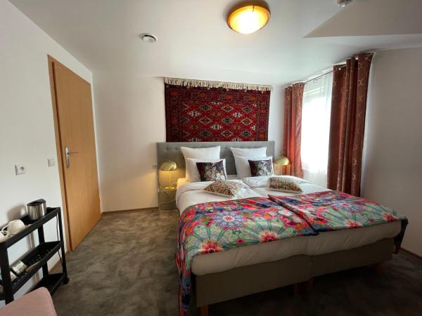 Willa Biblijne Ogrody Częstochowa : photo 2 de la chambre chambre double ou lits jumeaux Économique