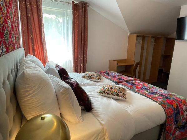 Willa Biblijne Ogrody Częstochowa : photo 3 de la chambre chambre double ou lits jumeaux Économique