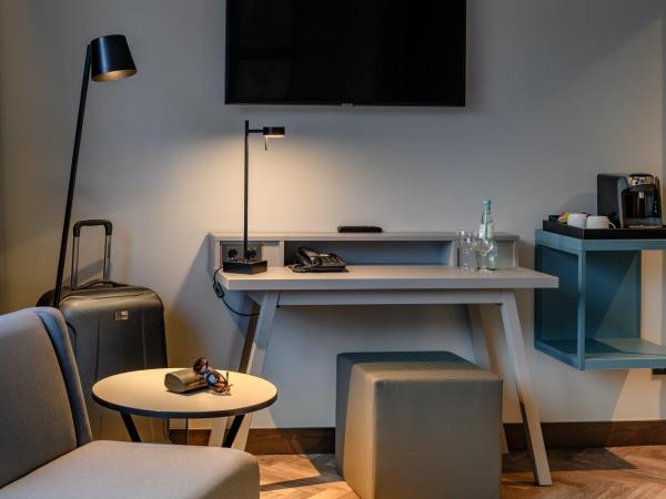 Mercure Hotel Dortmund Centrum : photo 5 de la chambre chambre privilège avec 1 lit king size