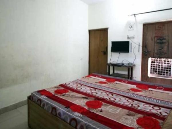 New Agra Guest House By WB Inn : photo 3 de la chambre chambre double deluxe