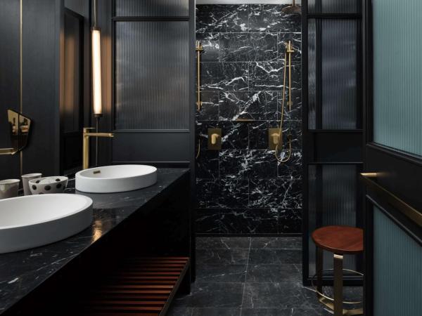 QT Perth : photo 7 de la chambre chambre lit king-size