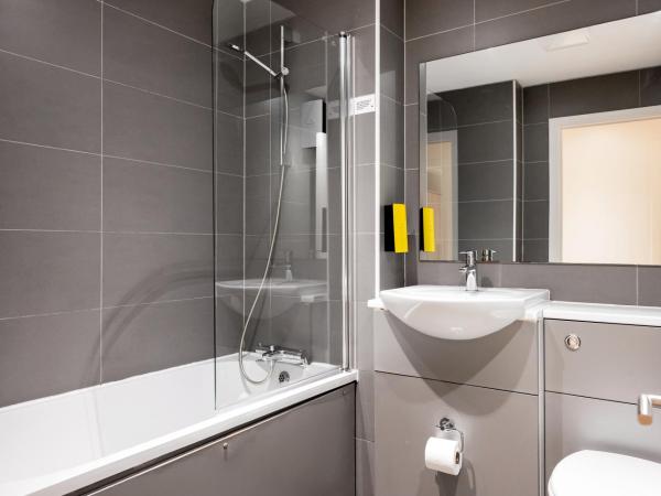 Staycity Aparthotels Birmingham Jewellery Quarter : photo 7 de la chambre appartement 2 chambres