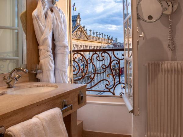 Grand Hotel De La Reine - Place Stanislas : photo 5 de la chambre appartement royal - vue sur place stanislas