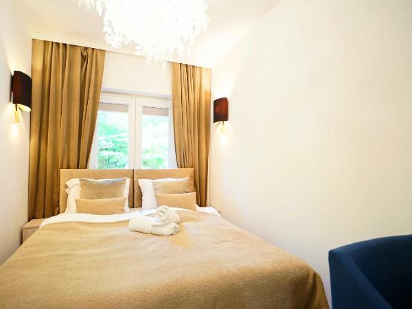 Apartamenty EverySky - Słowackiego 5a-b : photo 10 de la chambre appartement avec balcon