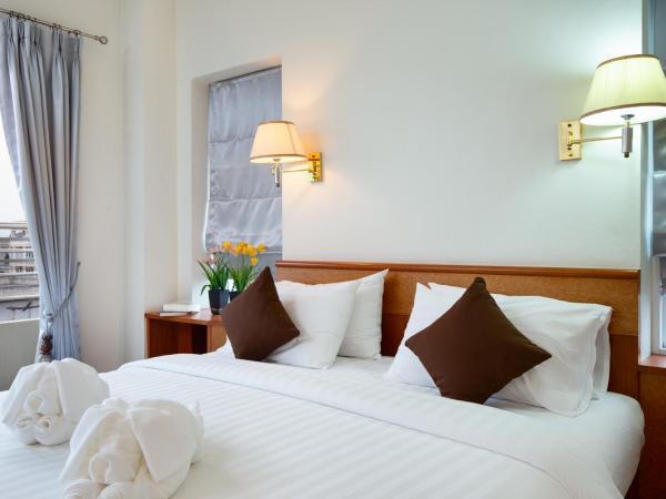 Kanchanaburi City Hotel - SHA Extra Plus : photo 3 de la chambre suite junior