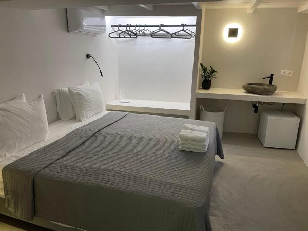 Rania Apartments Sea View : photo 6 de la chambre chambre simple - vue sur jardin