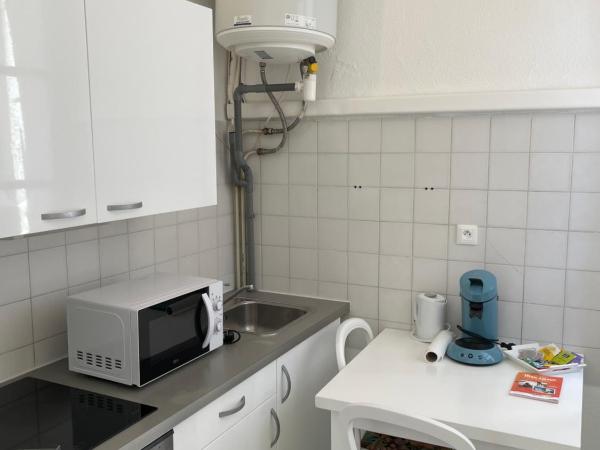 Maison du Cloitre Couvent des Carmes : photo 5 de la chambre appartement