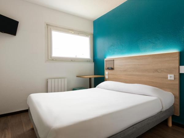 Hôtel F1 Reims Tinqueux : photo 8 de la chambre chambre avec 1 lit double et salle de bains