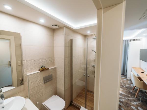 Lábasház Debrecen : photo 5 de la chambre chambre lit king-size