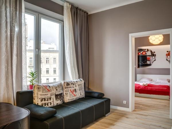 Planet Hostel : photo 5 de la chambre appartement 1 chambre avec canapé-lit