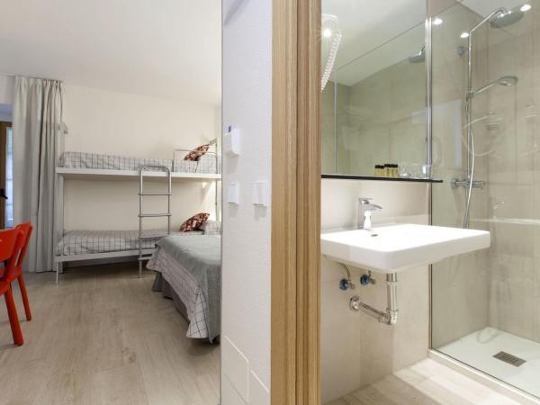 Hostal Castilla II Puerta del Sol : photo 8 de la chambre chambre triple