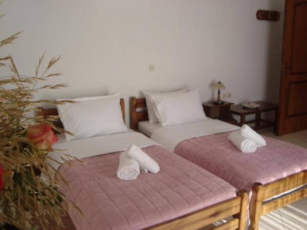 Athina : photo 9 de la chambre chambre familiale avec balcon