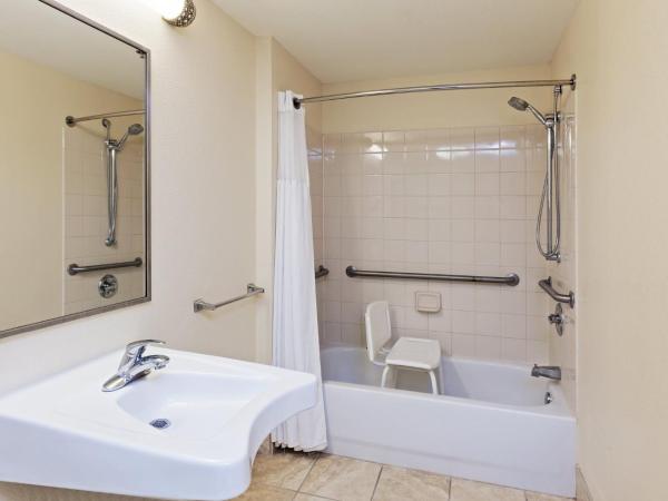 Staybridge Suites San Antonio Downtown Convention Center, an IHG Hotel : photo 3 de la chambre chambre lit queen-size - accessible aux personnes à mobilité réduite/malentendantes - non-fumeurs