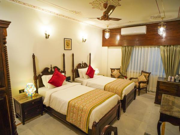 The Amar Mahal by Trulyy : photo 5 de la chambre chambre deluxe