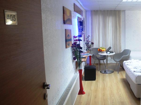 Avcılar İnci Hotel : photo 2 de la chambre chambre familiale