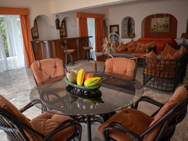 Villablanca Garden Beach Hotel : photo 3 de la chambre suite junior avec terrasse