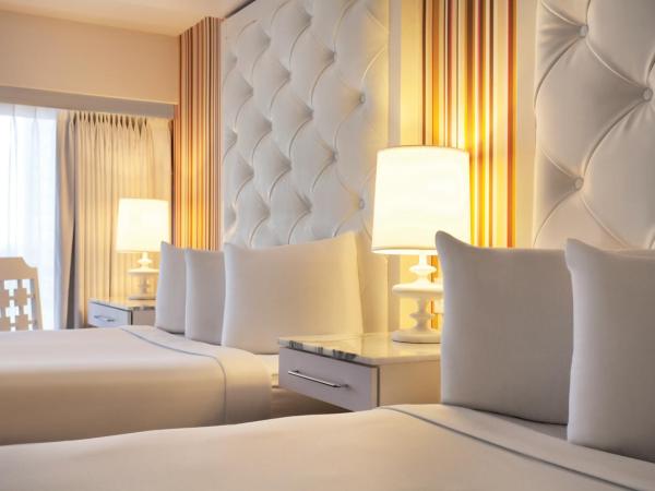 Flamingo Las Vegas Hotel & Casino : photo 3 de la chambre chambre go 2 lits queen-size vue sur high roller - non-fumeurs