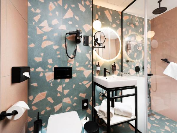 Three Corners Downtown Hotel : photo 4 de la chambre chambre double ou lits jumeaux premium