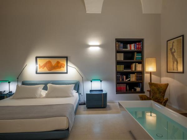 La Fiermontina Palazzo Bozzi Corso Hotel : photo 6 de la chambre wellness suite with bath