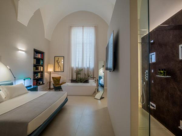 La Fiermontina Palazzo Bozzi Corso Hotel : photo 5 de la chambre wellness suite with bath