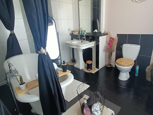 Entre Bastide et Cité : photo 9 de la chambre chambre double supérieure