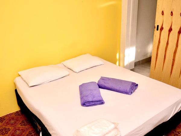 MADÁ hostel : photo 6 de la chambre chambre triple avec salle de bains privative