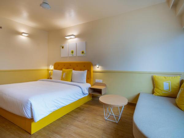 Bloom Hotel - HITEC City : photo 1 de la chambre chambre lit king-size standard