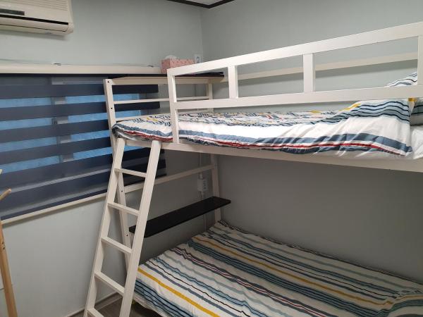 Bunk Backpackers Guesthouse : photo 4 de la chambre chambre lits jumeaux Économique