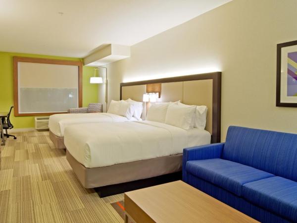 Holiday Inn Express & Suites - Phoenix North - Scottsdale, an IHG Hotel : photo 4 de la chambre suite lit queen-size avec canapé-lit