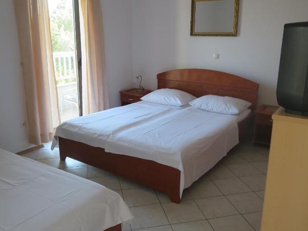 Apartments Galic Omis : photo 3 de la chambre studio - vue sur océan