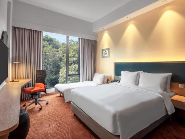 Holiday Inn Express Kota Kinabalu City Centre, an IHG Hotel : photo 3 de la chambre chambre standard